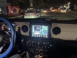 جیپ گلادیەتەر